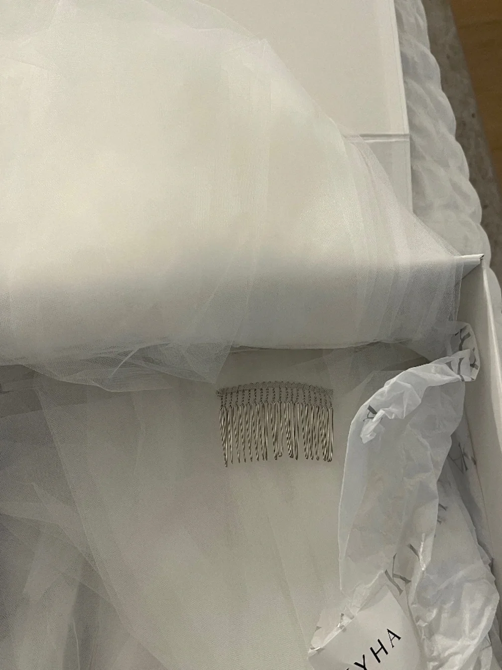 Kyha Cooper Veil